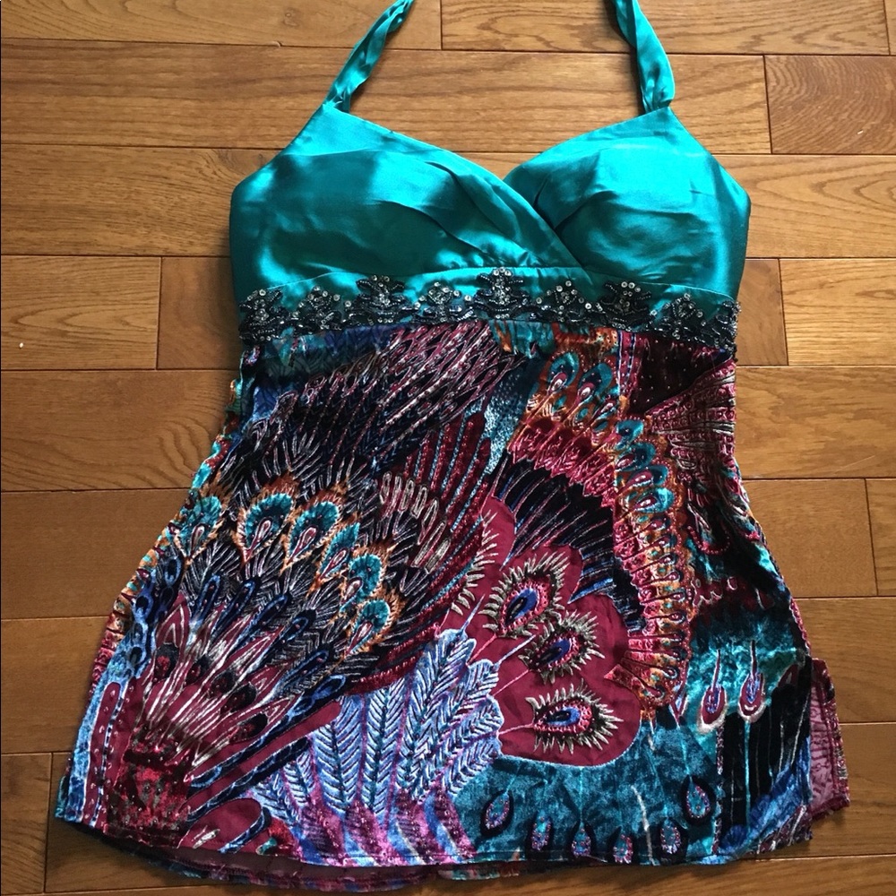 Beautiful top nice  colours and style  soft velvety / satin